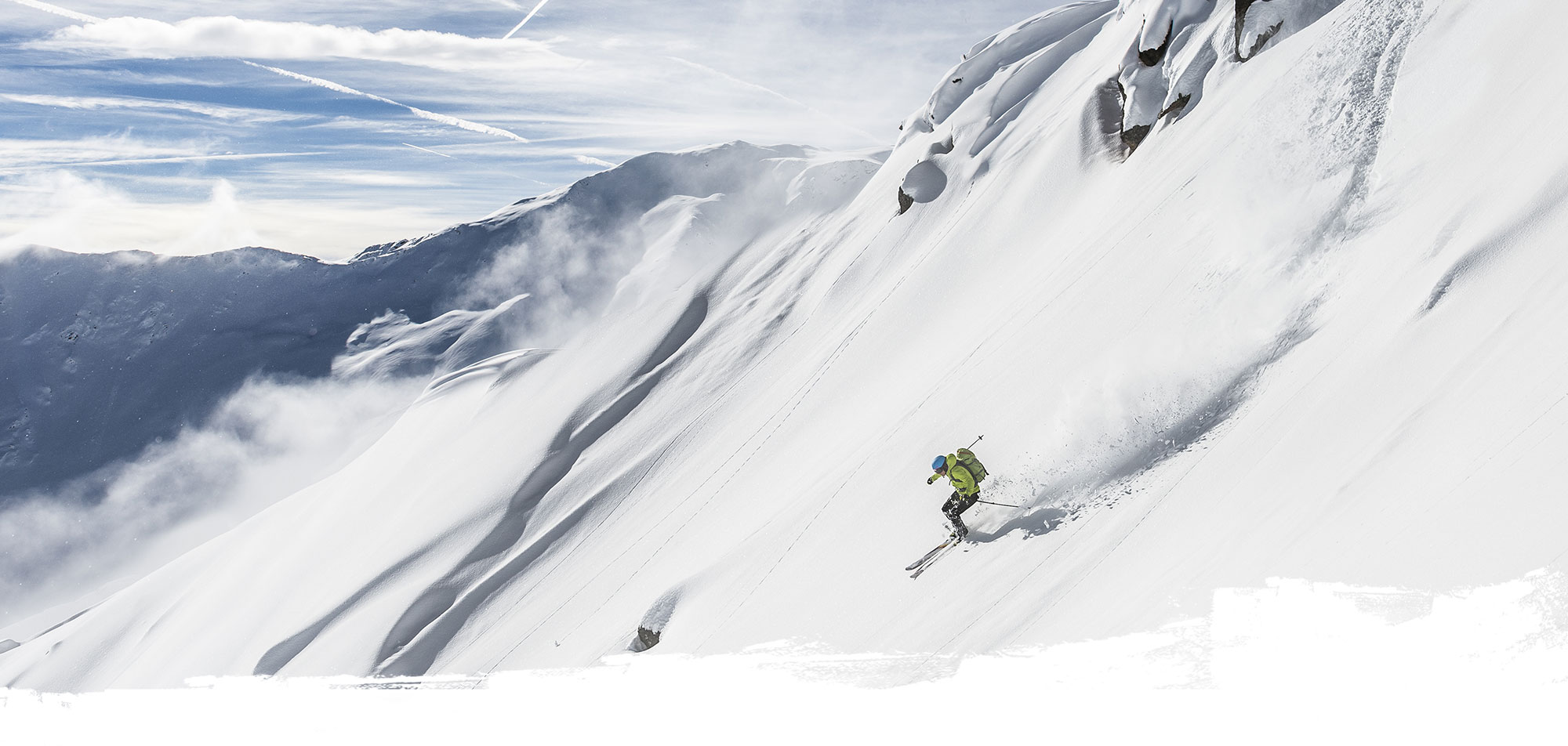 Skifahrer auf der Skipiste in Flachau, Ski amadé